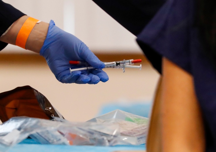 Koronawirus w Polsce: Wzrost zakażeń. Ponad 600 osób nie żyje