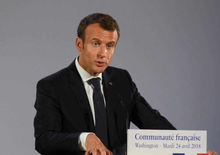 Emmanuel Macron z COVID-19. Nowe informacje o stanie zdrowia