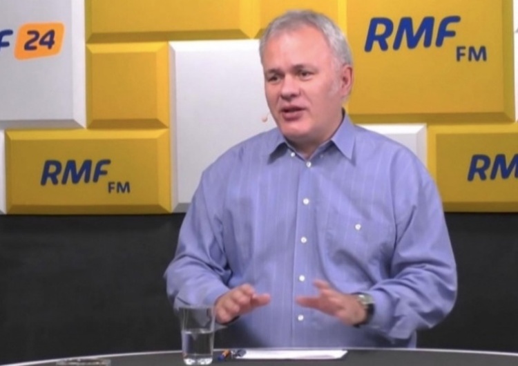 Robert Mazurek „Cieszą się gdy widzą księdza”, „blady Mikołaj”. Kogo Mazurek przepytał na Wigilię?