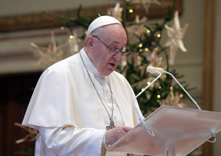  Papież: Święta Rodzina punktem odniesienia i inspiracją dla wszystkich rodzin