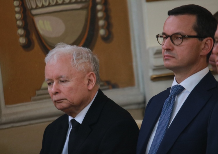 Wprost: Otoczenie Kaczyńskiego strofuje premiera Morawieckiego.
