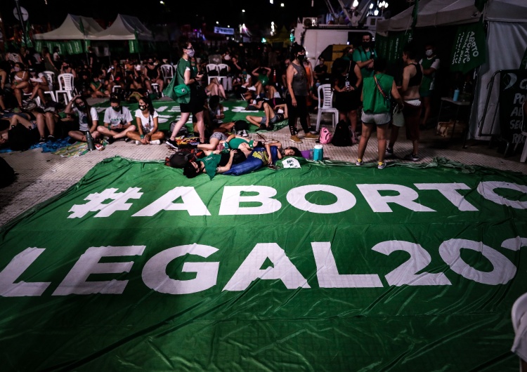  Parlament Paragwaju ogłosił minutę ciszy po legalizacji aborcji w Argentynie