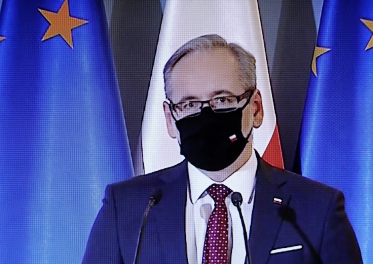 Rodzice wcześniaków włączeni do szczepień grupy zero. Jest decyzja ministra zdrowia