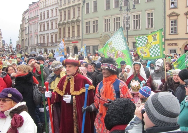 Orszak Trzech Króli w Krakowie 2012 Trzech Króli! Mało kto pamięta, że obchody są możliwe dzięki 