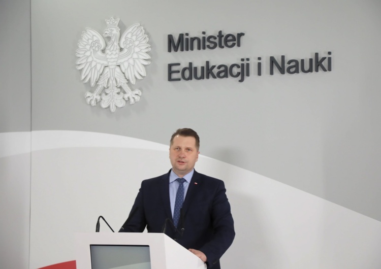  Kiedy dzieci powrócą do szkół? Minister edukacji podał informacje