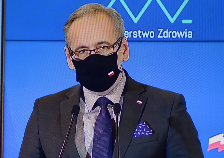 Adam Niedzielski Co z obostrzeniami? Minister Niedzielski poinformował na konferencji