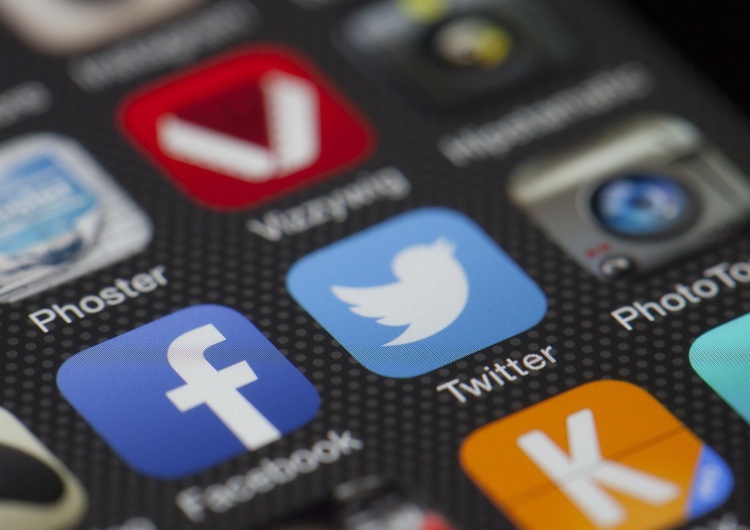 Dostawca internetu w USA blokuje Facebooka i Twittera w związku z cenzurą?