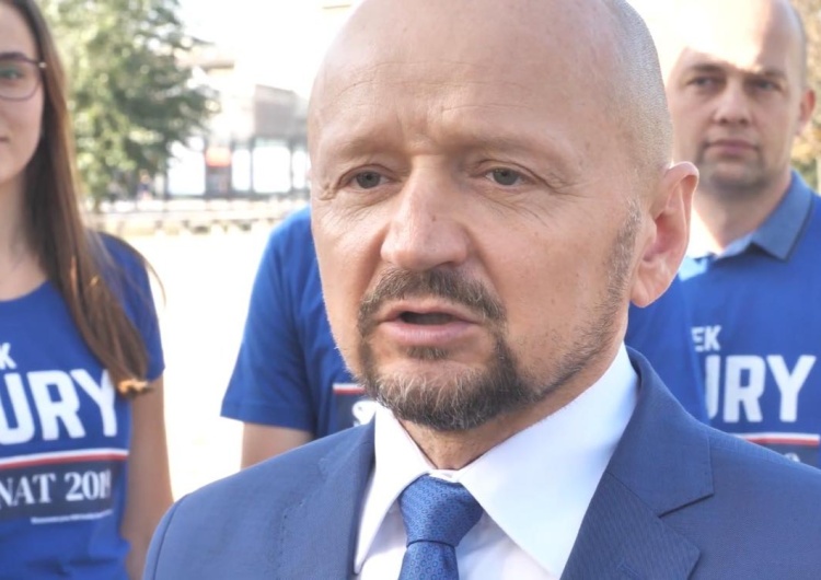 Jacek Bury Onet: Senator Bury przechodzi do ruchu Hołowni. RP.pl: