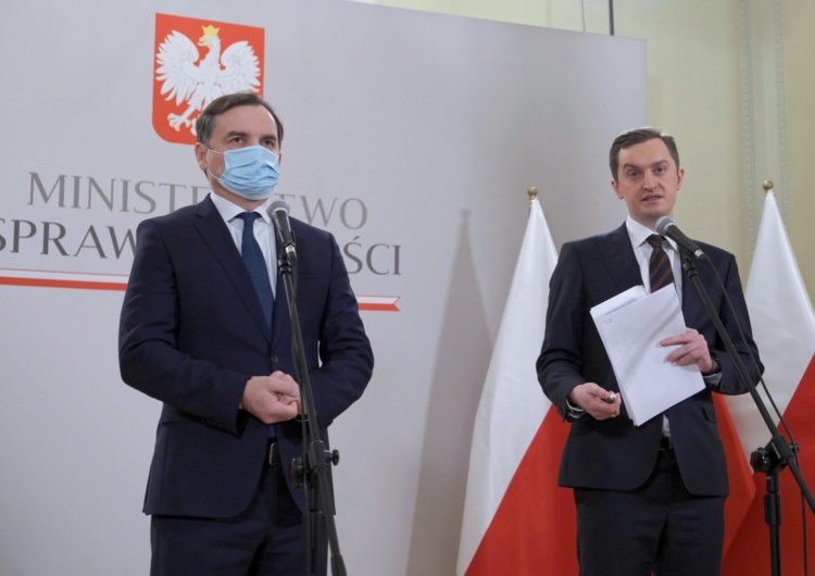  Cenzura w sieci? „Możemy być pionierem”. Co zagraniczne media piszą o „ustawie wolnościowej”?