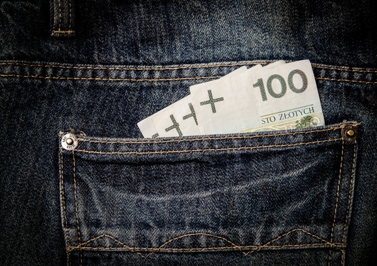 Sędzia z Przemyśla oskarżony o przyjęcie 100 tys. łapówki