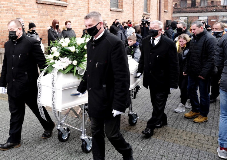 Pogrzeb zamordowanej 13-latki. Odczytano poruszający list od rodziców