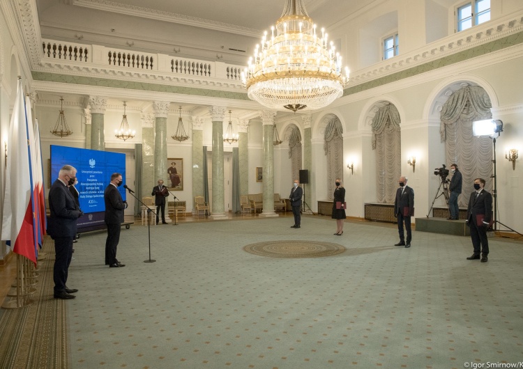  Zmiany w Radzie Dialogu Społecznego. Prezydent wręczył nominacje