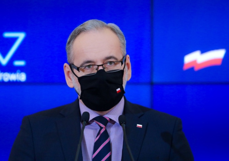 Konferencja prasowa ministra zdrowia. Rząd poluzuje obostrzenia?