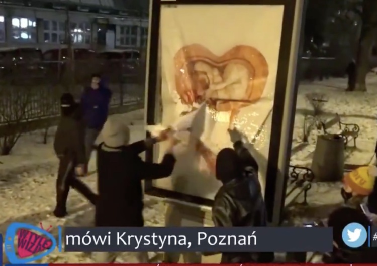  [WIDEO] W trakcie demonstracji Strajku Kobiet demolowano Warszawę. „Co im przeszkadzał plakat?”
