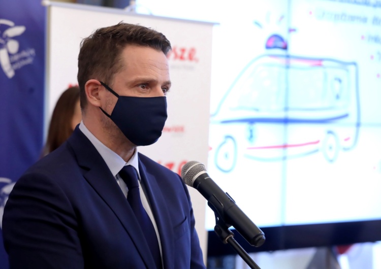  [SONDAŻ] Złe wieści dla Trzaskowskiego. Polacy sądzą, że raczej zawodzi pokładane w nim nadzieje
