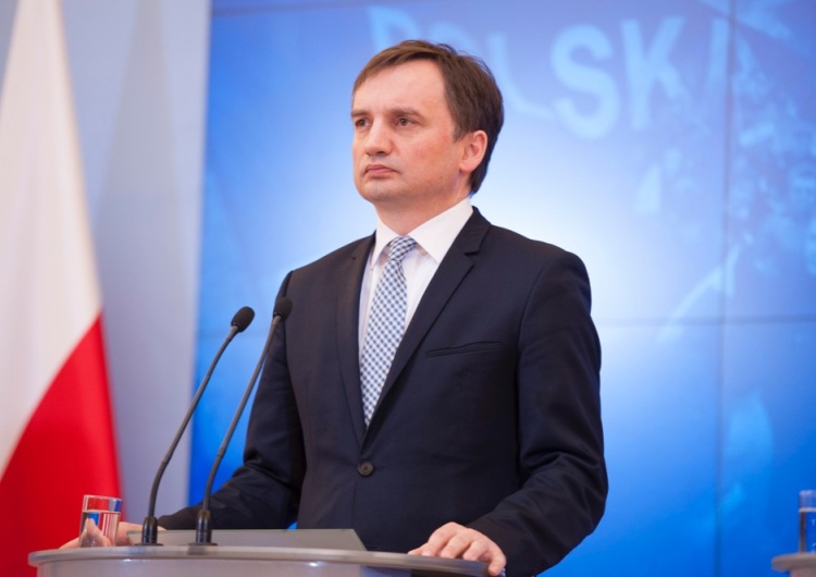  Solidarna Polska chce się pilnie spotkać z koalicjantami. „Ich pomysły są torpedowane”