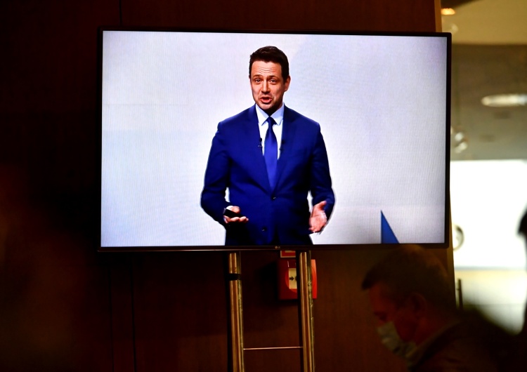Oni tak serio? Trzaskowski: Rozpoczynamy zbiórkę podpisów pod obywatelskim projektem dot. likwidacji TVP Info
