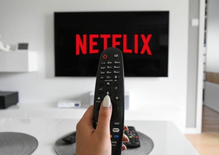Na planie filmu Netlfiksa doszło do wypadku! Ranna znana aktorka