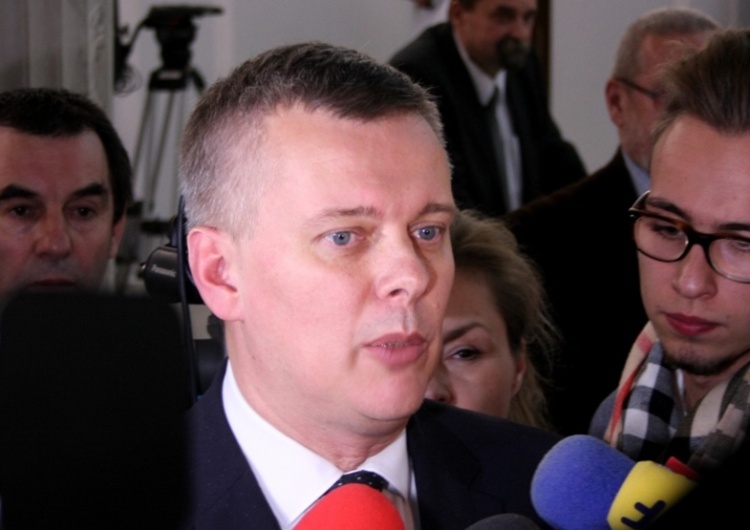 „Pracowaliśmy razem w rządzie, dużo wtedy rozmawialiśmy…”. Siemoniak zachwala Gowina