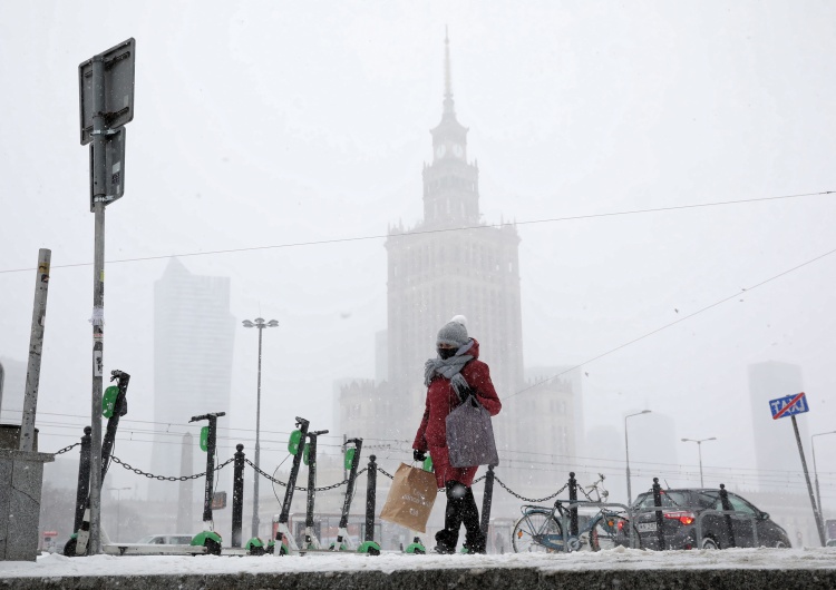 Warszawa. Prokuratura zaskarżyła uchwałę dot. drakońskich podwyżek za parkowanie:
