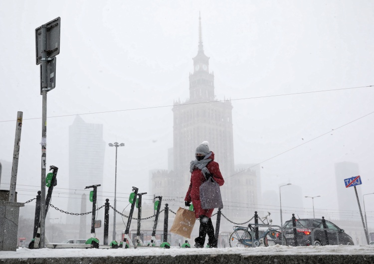  Warszawa. Prokuratura zaskarżyła uchwałę dot. drakońskich podwyżek za parkowanie: 