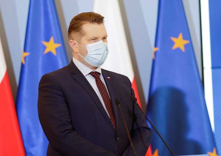 Kiedy powrót do szkół? Jest decyzja ministra edukacji