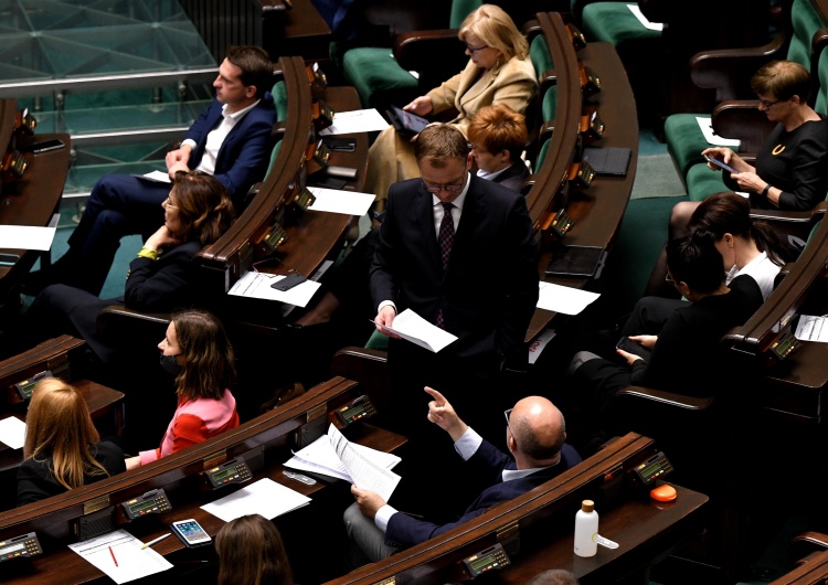 Konserwatyści PO opublikowali twarde stanowisko ws. aborcji. Znamy nazwiska