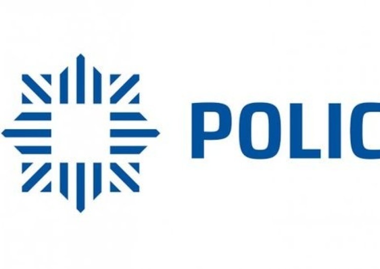 policja logo [FOTO] To oni zaatakowali dziennikarkę Mediów Narodowych na Strajku Kobiet? Policja publikuje zdjęcia