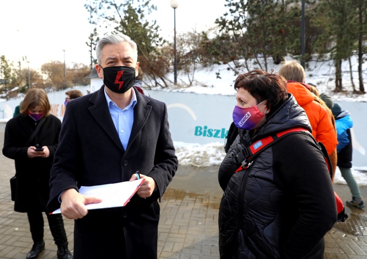 Biedroń ws. aborcji: „Żadne referenda, żadne konsultacje nie są rozwiązaniem”