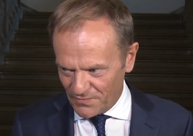  Żenujące. Tusk chciał być zabawny więc postanowił kpić z prezydenta Dudy