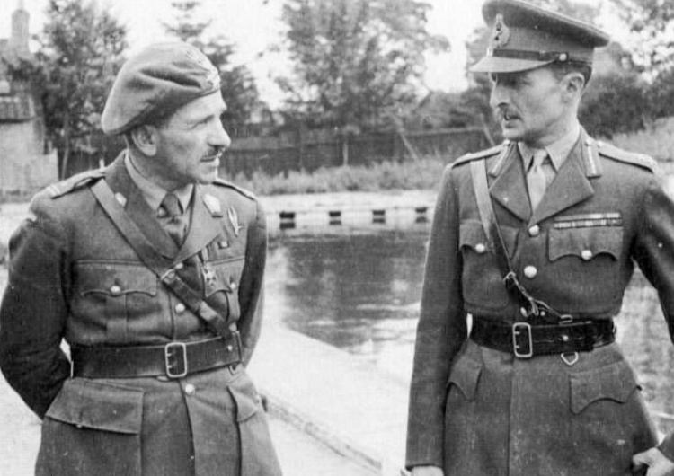 Gen. Sosabowski (z lewej) z gen. Frederickiem Browningiem Wielka Brytania: Zlokalizowano siedzibę polskiego wywiadu z czasu II wojny światowej