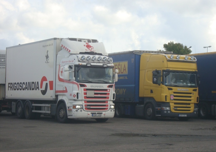  Wielka Brytania i Francja luzują wymogi dotyczące testów na koronawirusa dla kierowców ciężarówek