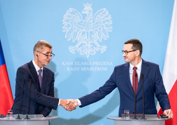  Dramat pandemiczny w Czechach. Rząd zwraca się do Polski i Niemiec o pomoc w walce z Covid-19