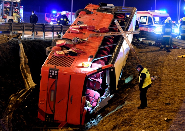  Tragiczny wypadek ukraińskiego autokaru. Andrzej Duda złożył kondolencje rodzinom ofiar