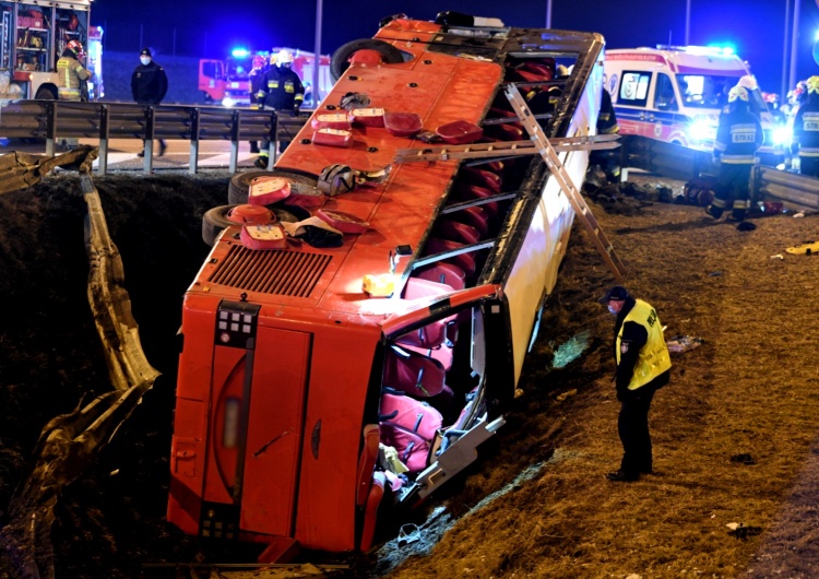 Tragiczny wypadek ukraińskiego autokaru. Andrzej Duda złożył kondolencje rodzinom ofiar