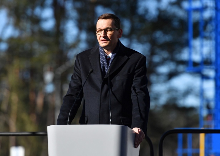Mateusz Morawiecki na uroczystości rozpoczęcia inwestycji w Świnoujściu