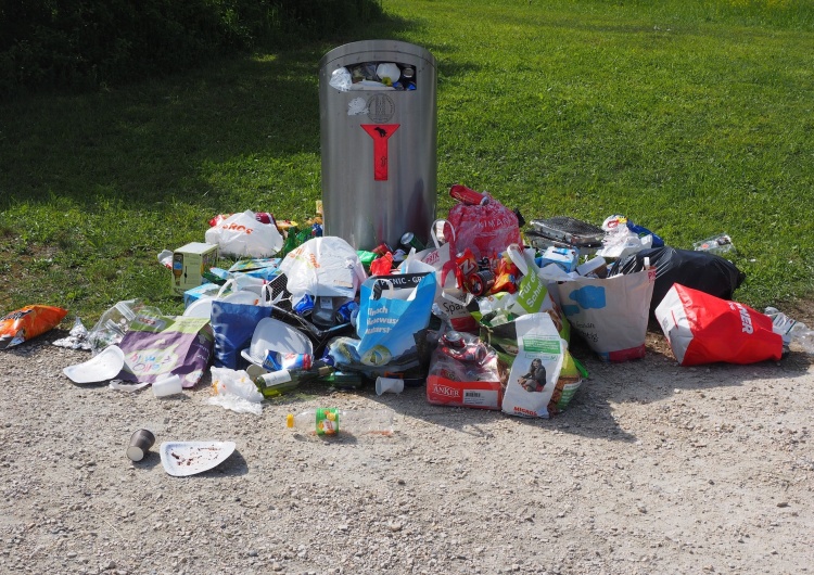  Wiceprezydent Warszawy: Nie jesteśmy przekonani, że będziemy zwracali mieszkańcom środki za gospodarowanie odpadami