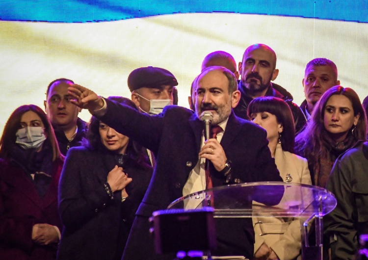 Nikol Paszynian Kryzys polityczny w Armenii. Szykują się przedterminowe wybory