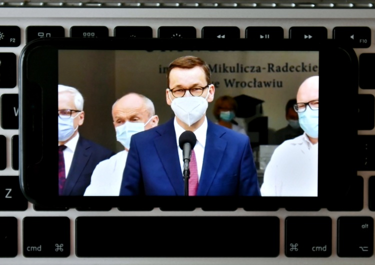 Morawiecki: Z każdą podana dawką szczepionki jesteśmy bliżej zniesienia obostrzeń