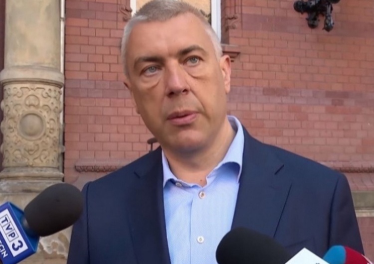 Roman Giertych TVP Info publikuje nowe ustalenia ws. Polnordu. Jest reakcja Giertycha