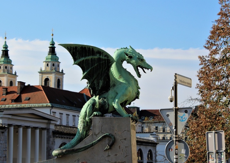  Slovénie : Les post-communistes visent à regagner le pouvoir en s’appuyant sur la covid 19