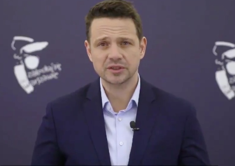 Trzaskowski: Niech nic nie przesłoni nam pamięci o ofiarach katastrofy smoleńskiej