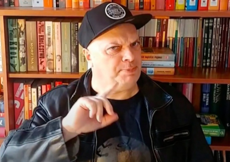 Brak słów. Skiba na rocznicę tragedii smoleńskiej: „Macierewicza (…) świetny biznes przeliczany na miliony”, „HITY ŚCIEMY”