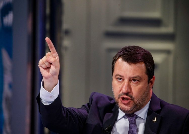 Matteo Salvini Rusza proces za „przetrzymywanie migrantów”. Salvini: „Obrona Ojczyzny świętym obowiązkiem”