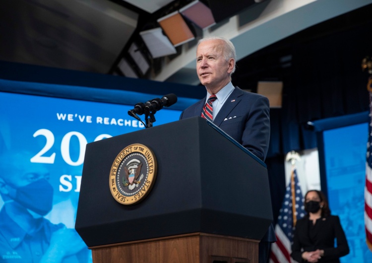 Joe Biden Politico: Joe Biden rozważa wysłanie dodatkowej broni Ukrainie