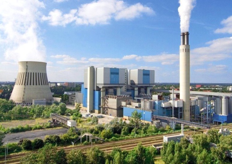Fabryka materiałów budowlanych Komisja Europejska stawia na zrównoważony rozwój przedsiębiorstw