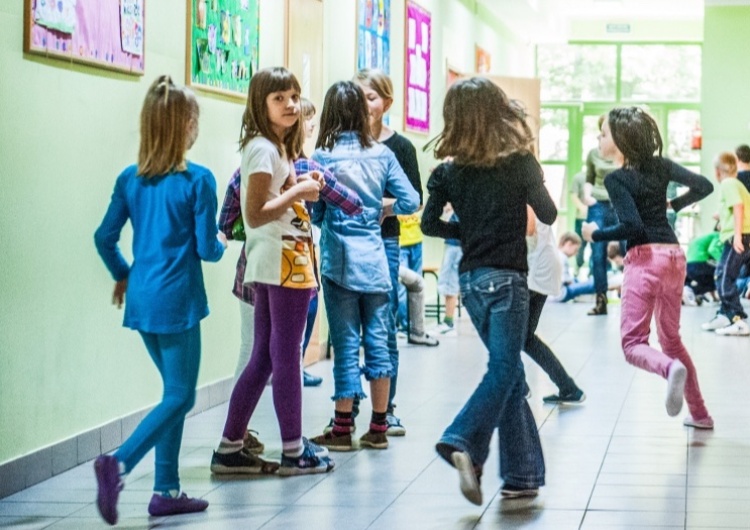  Dobre wieści! W maju możliwy powrót do nauki stacjonarnej wszystkich uczniów