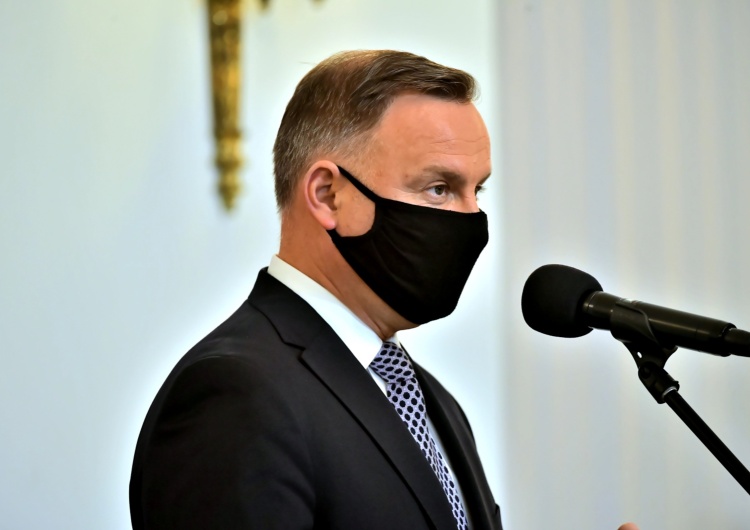  Prezydent Duda zarejestrował się na szczepienie przeciw COVID-19