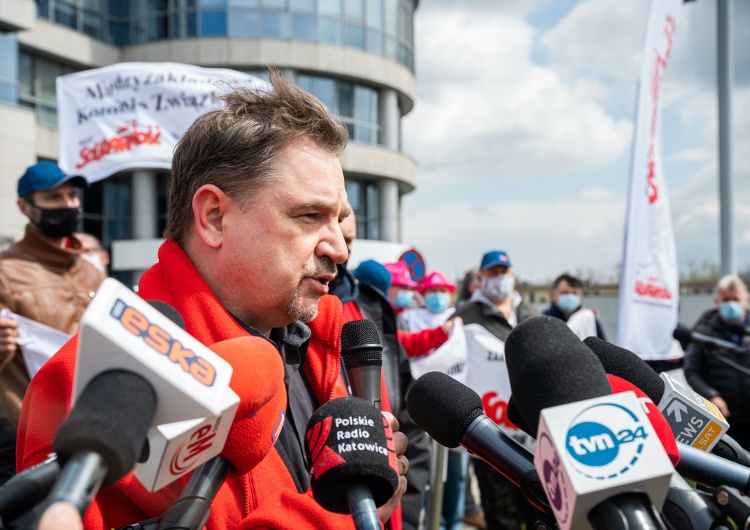  Piotr Duda: Ministrowie Soboń i Sasin kompletnie odlecieli. Nie chcą prowadzić dialogu społecznego