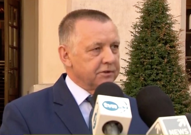 „Przypomina mi to czasy bolszewickie (…) Państwo policyjne”. Marian Banaś zabiera głos
